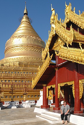 Golden Schwezigon Pagoda