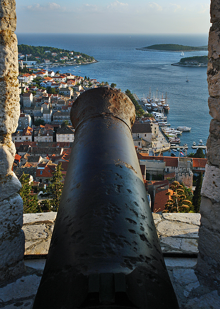 Kanone auf der Burg der Insel Hvar