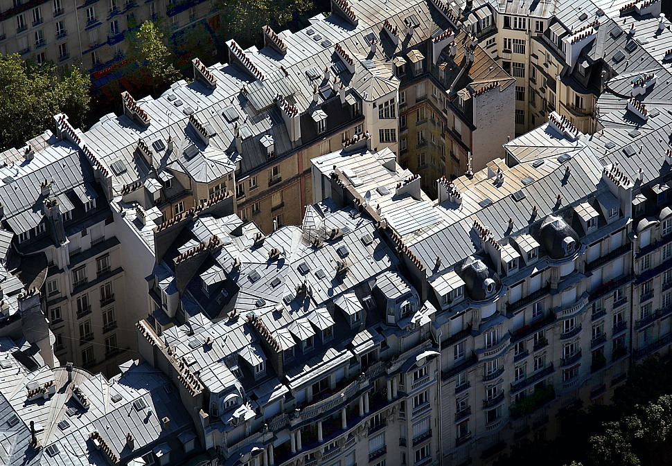 Above the rooftops of Paris