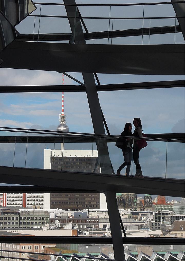 Reichstagkuppel und Fernsehturm am Alexanderplatz