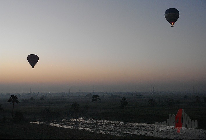 Hot Air Balloon start in twilight
