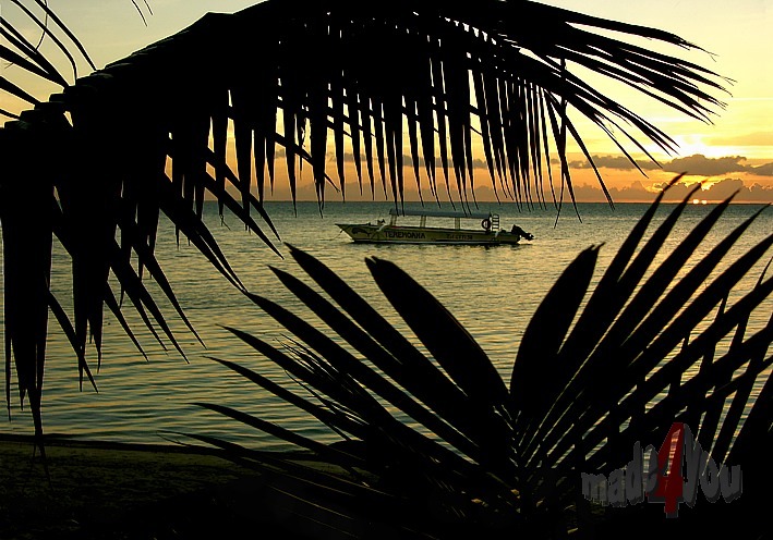 Sunset on the beach of Matira