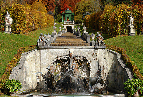 Palace Linderhof pleasure garden