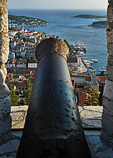 Kanone auf der Burg der Insel Hvar