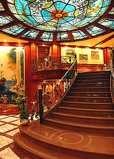 Luxury lobby in hotelship on the river Nile