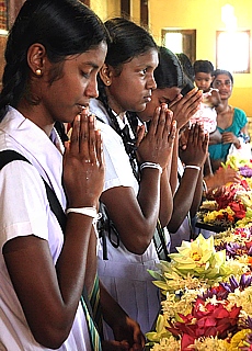 Deeply religious Schoolgirl in Kandy Tooth Temple