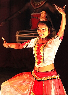 Kandy dancer