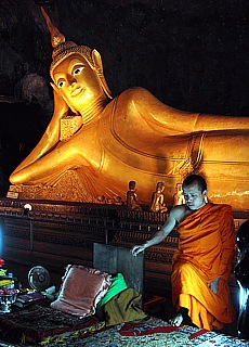 Golden Buddha in the Suwan Kuha Cave